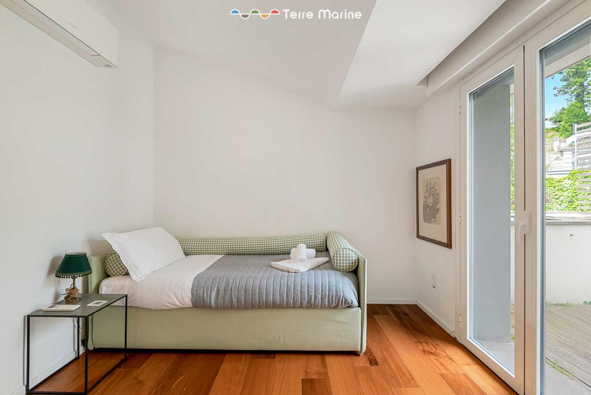 Apartment Bay View Home, Terremarine *