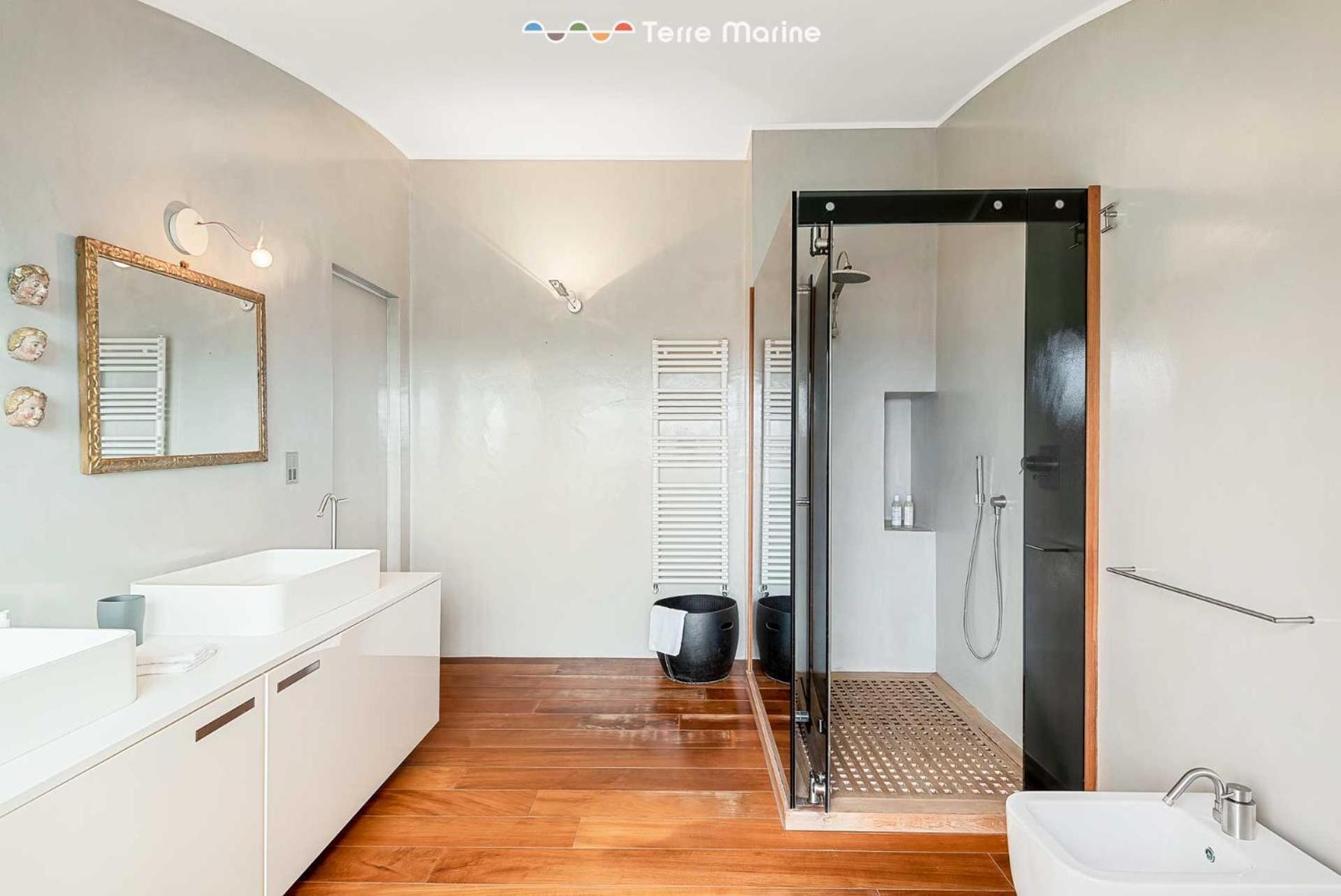 Apartment Bay View Home, Terremarine